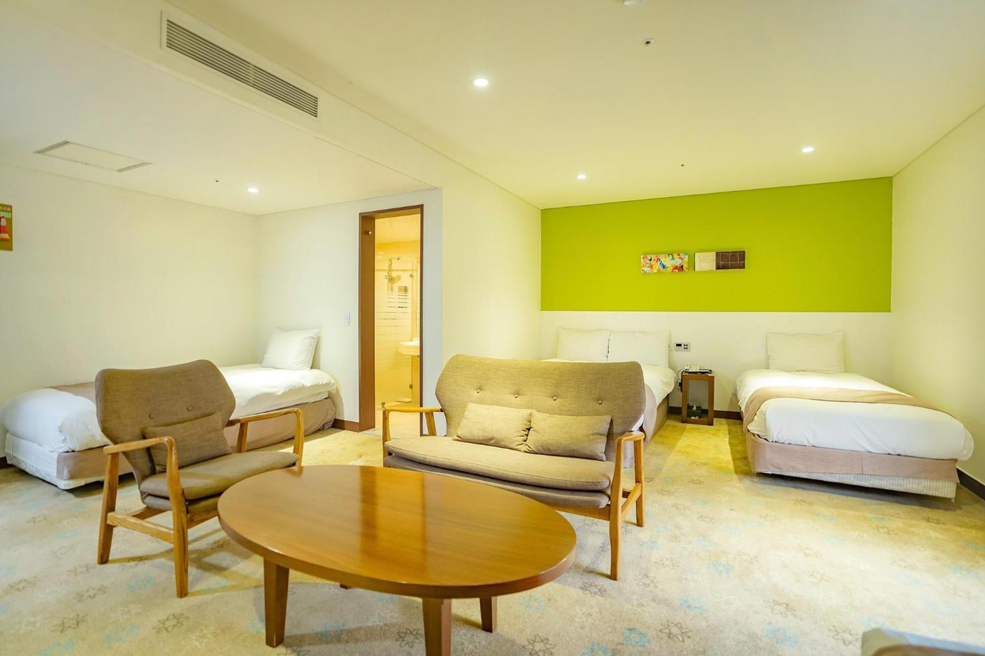 สตาซ โฮเต็ล เชจู โรเบโร Hotel เมืองเชจู ภายนอก รูปภาพ