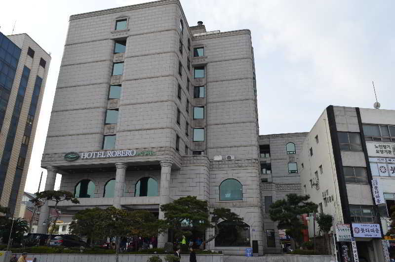 สตาซ โฮเต็ล เชจู โรเบโร Hotel เมืองเชจู ภายนอก รูปภาพ